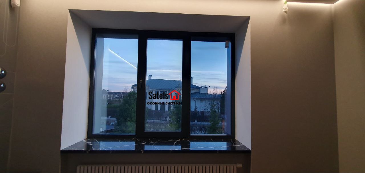 Окна и двери из теплого фасадного алюминия Сатэлс Групп Satels