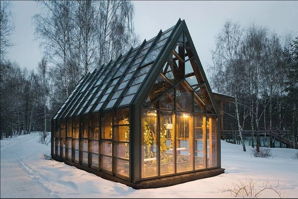 Купить стеклянные зимние теплицы от производителя